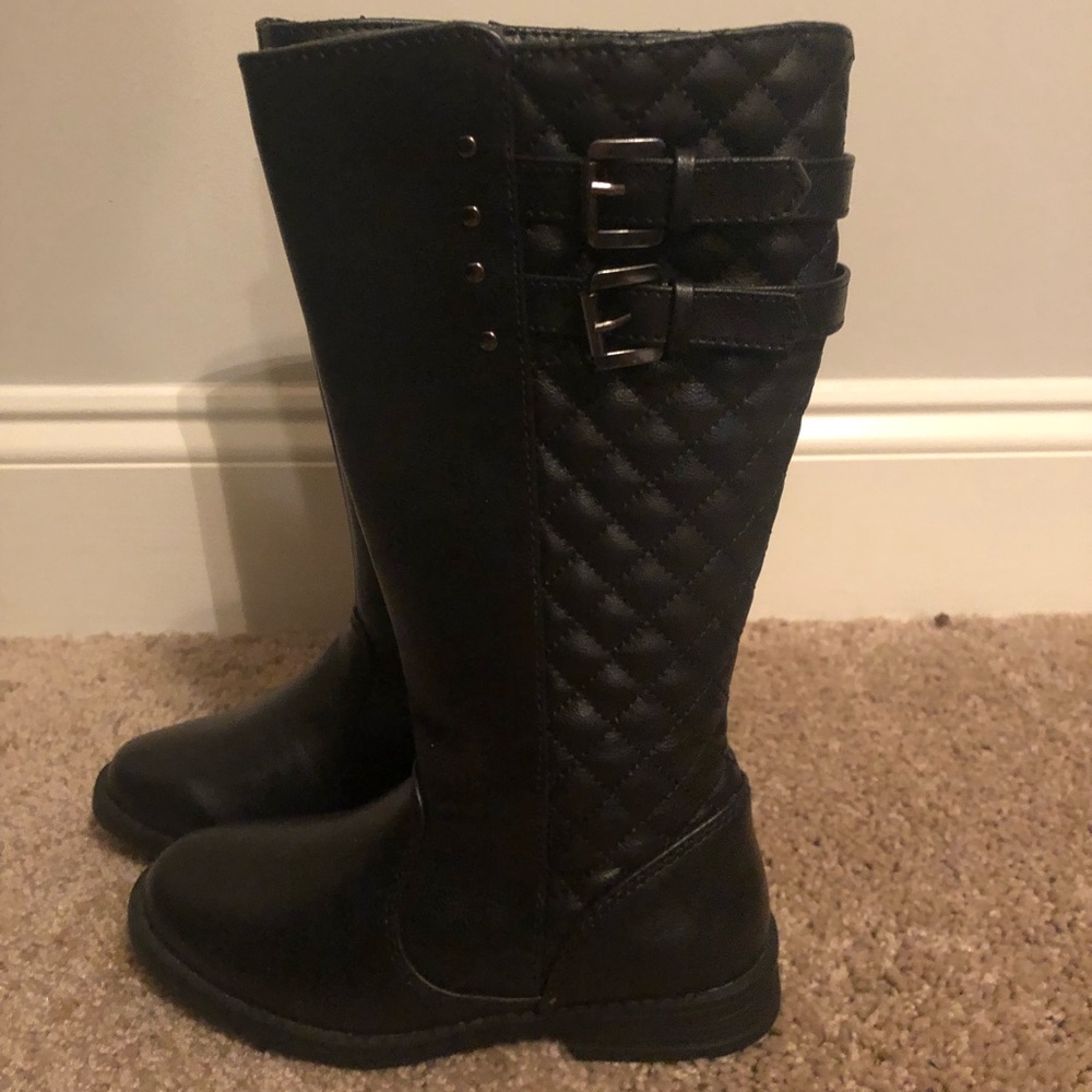 NWT girls black quilted boots size 13